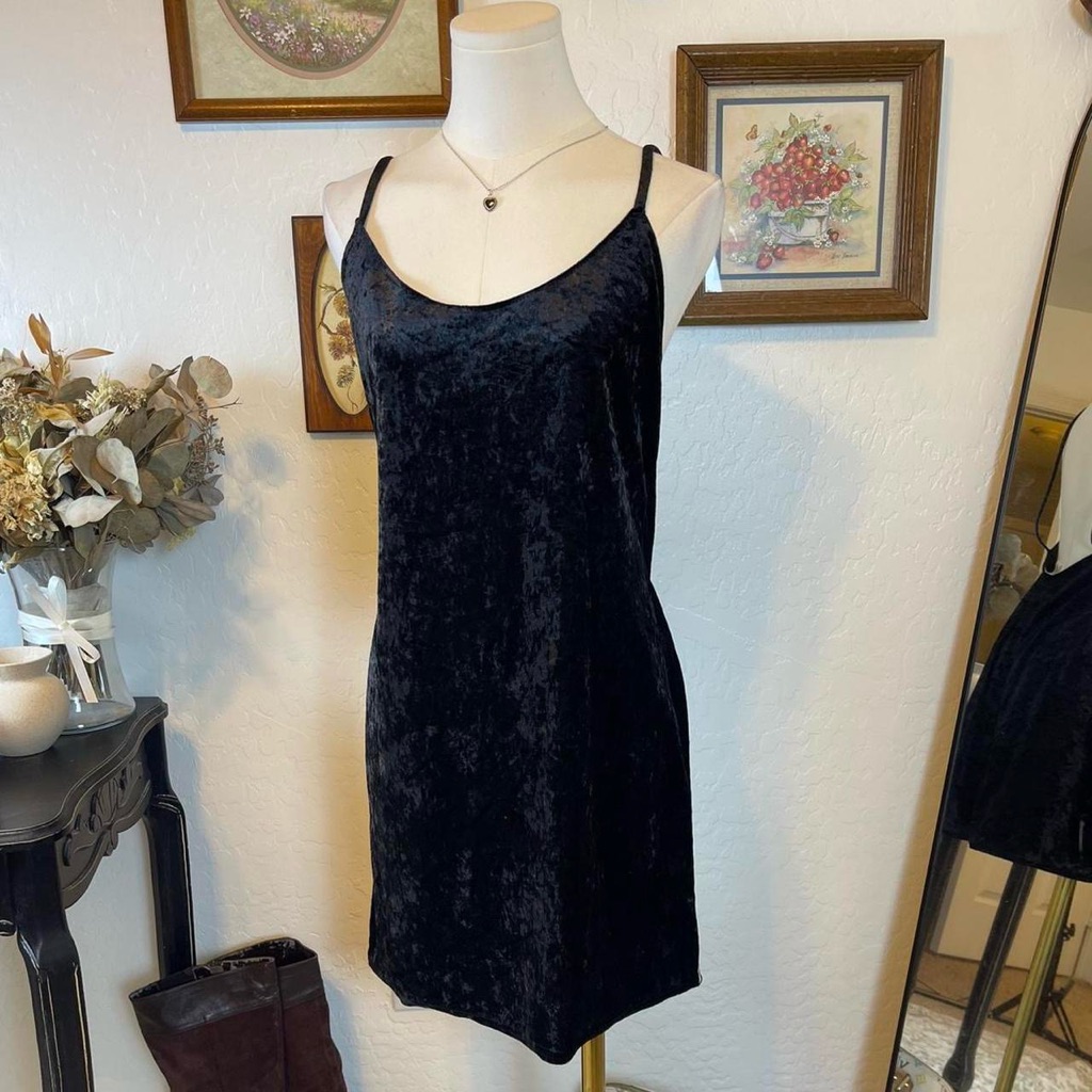 Rare Vintage 80s Gold Crown Victorias Secret Velvet Slip